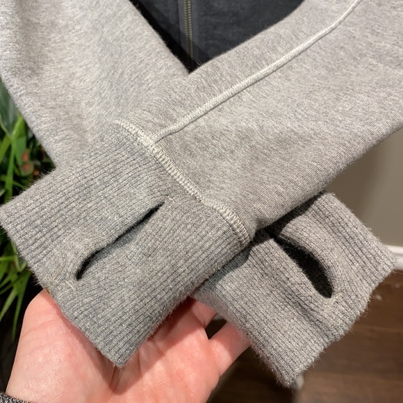 LULULEMON hoodie - Picture 7 of 16